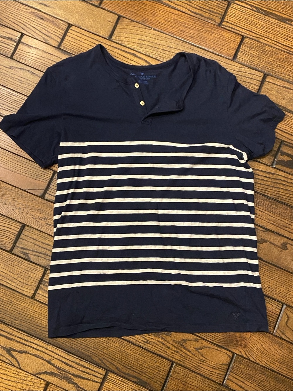 American Eagle Outfitters Navy and White Striped Henley Tee in size XLT